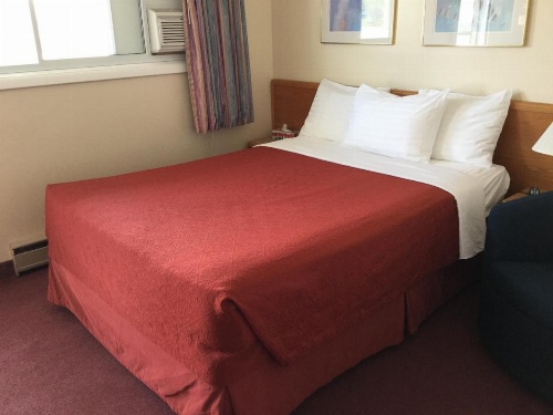 Trunk Road Motel image 17